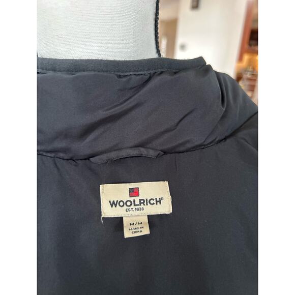 Woolrich Black Quilted Duck Down Fill Zip Up Vest - Picture 5 of 7